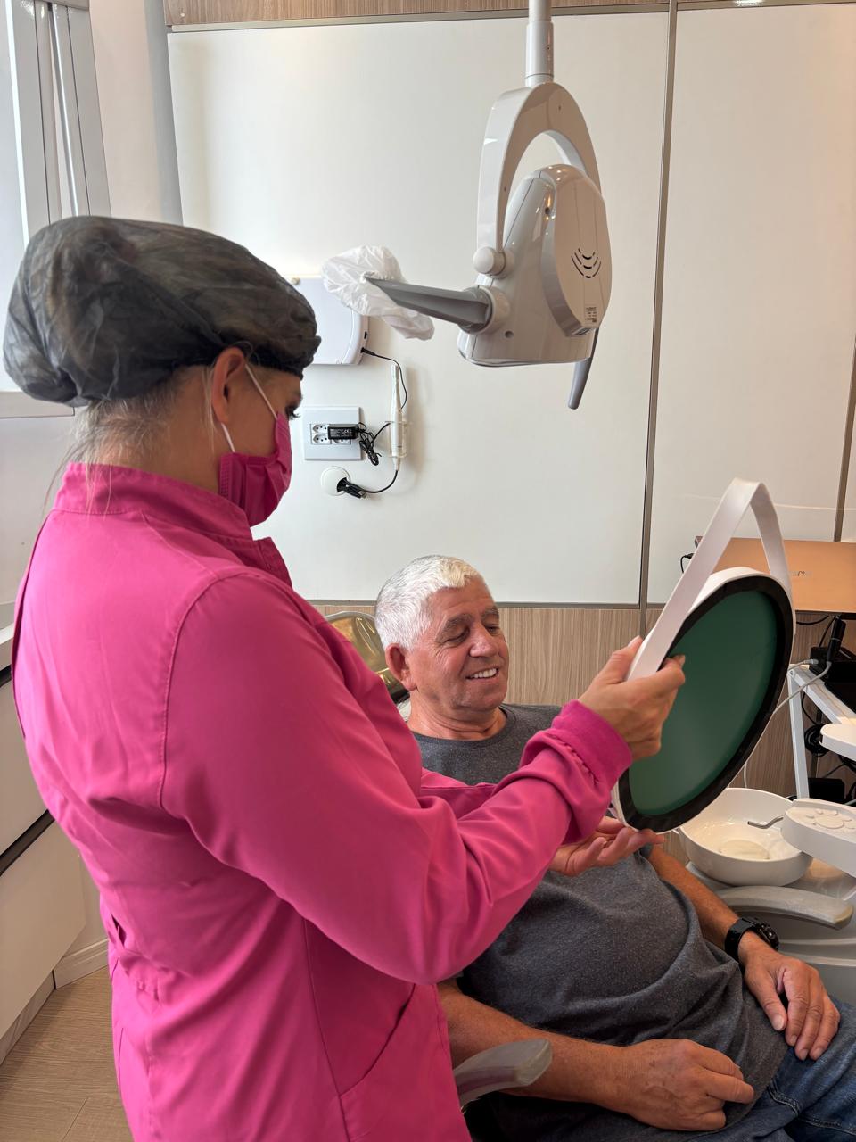 Dra. Michele Herreira - Especialista em Odontologia